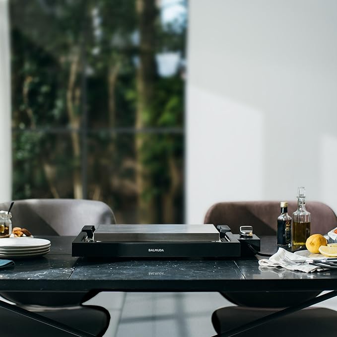 BALMUDA The Teppanyaki | 6.6mm Cladding Plate Hot Plate with Precise Temperature Control (320°F–430°F) | 360° Cooking Design | Perfect for Steak, Okonomiyaki, Crepes, and More