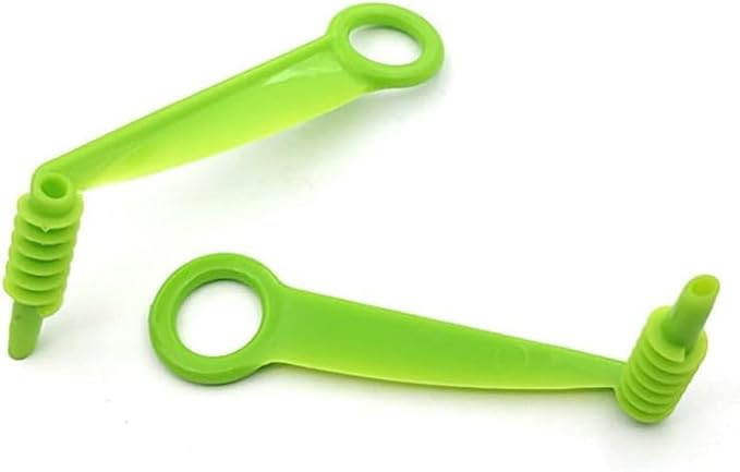 2Pcs Spiral Vegetable Slicer Set, Manual Handheld Kitchen Tool with Screw Peeler, Potato Cucumber Vegetables Spiral Knife ，Kitchen and Dining Tools Graters,Peelers and Slicers（Green）