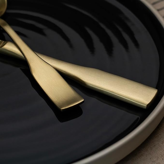Alata Kate Champagne Gold Satin 40-Piece Silverware Set, Service for 8, Stainless Steel Flatware Set, Matte Polished Cutlery Set, Dishwasher Safe