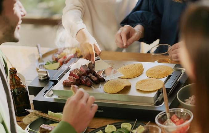 BALMUDA The Teppanyaki | 6.6mm Cladding Plate Hot Plate with Precise Temperature Control (320°F–430°F) | 360° Cooking Design | Perfect for Steak, Okonomiyaki, Crepes, and More
