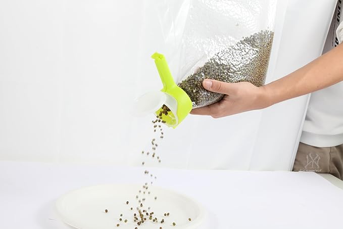 Bag Clips for Food Storage Sealing Clips with Pour Spouts Food Sealing Plastic Great for All Food or Cat/Dog Food Storage and Organization（6 Pack）