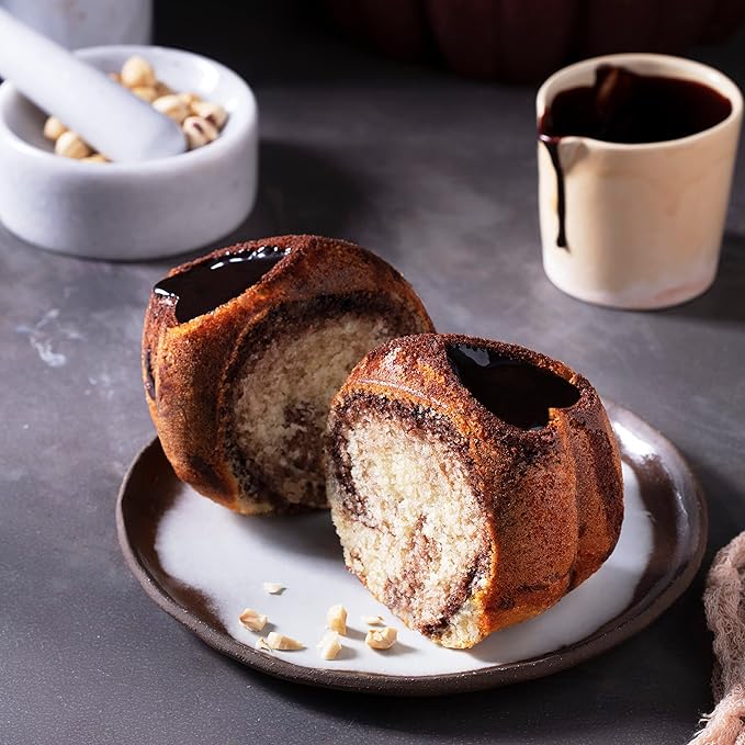 Heart Shape Cast Aluminum Molded Cake Pan, Titanium Coating, Non-Stick, 12 Cups, Heavy Duty, 10 Inch Pound Pan intended for Bundt Cakes, Gifts for Mom, Fluted Tube Pan, Easy to Clean (Red)