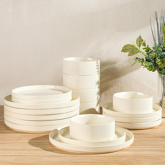 TheTerra Ceramic Dinnerware Sets for 6, 18 Pieces Porcelain Lightweight Plates and Bowls Sets, Scratch Resistant Dish Set, Oven & Microwave & Dishwasher Safe, Beige