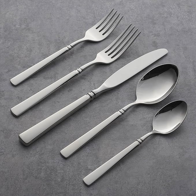 Oneida Easton Fine Flatware Teaspoons, Set of 4 , 18/10 Stainless Steel, Silverware Set, Dishwasher Safe