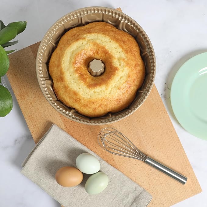 Martha Stewart Dunelle Decorative Fluted Cast Aluminum Bundt Cake Pan – 12-Cup Nonstick Tube Pan, Champagne Gold Bakeware