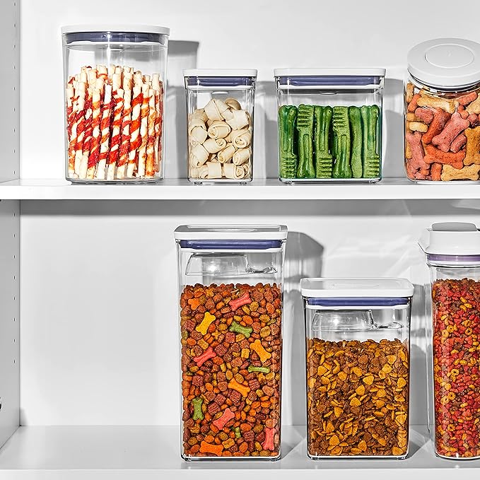 OXO Good Grips Pet POP Container – 2.8 Qt/2.6 L |Ideal for up to 3lbs of Dog Food or 2lbs of Cat Food | Airtight Dog and Cat Food Storage Container | BPA Free